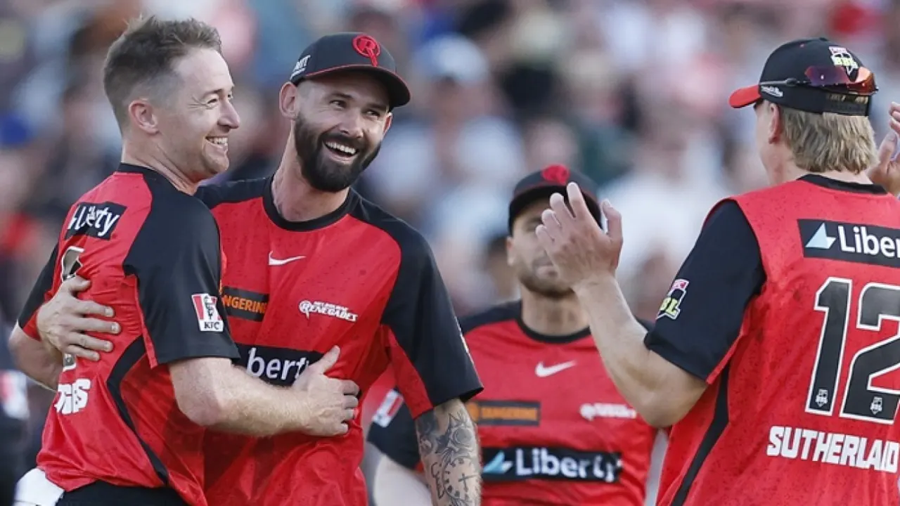 Rogers, middle order help Renegades edge past Scorchers despite late hiccups