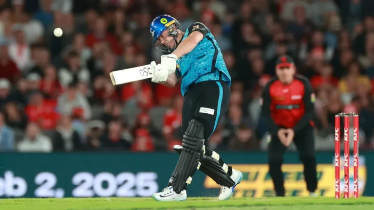 Chris Lynn gave Strikers a big start